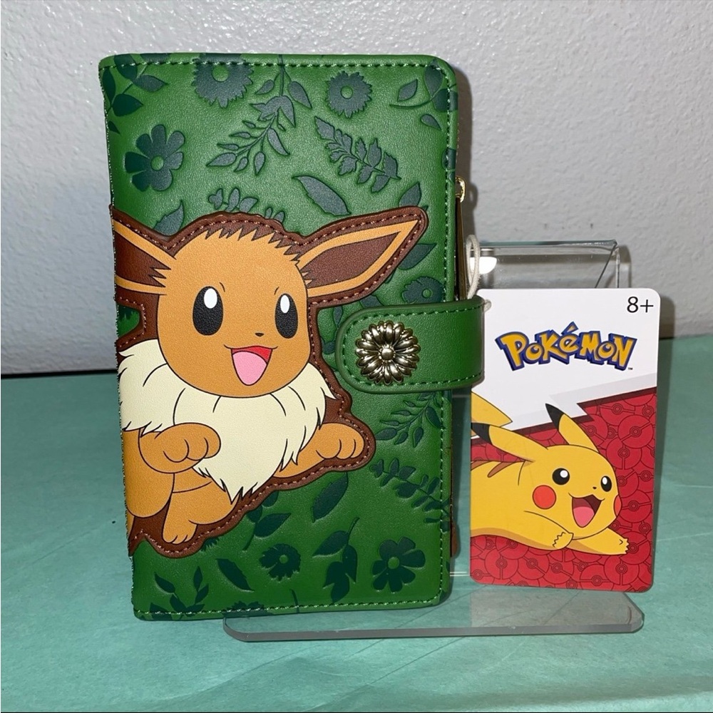 Exclusive Loungefly Pokemon Eevee Floral Forest Wallet